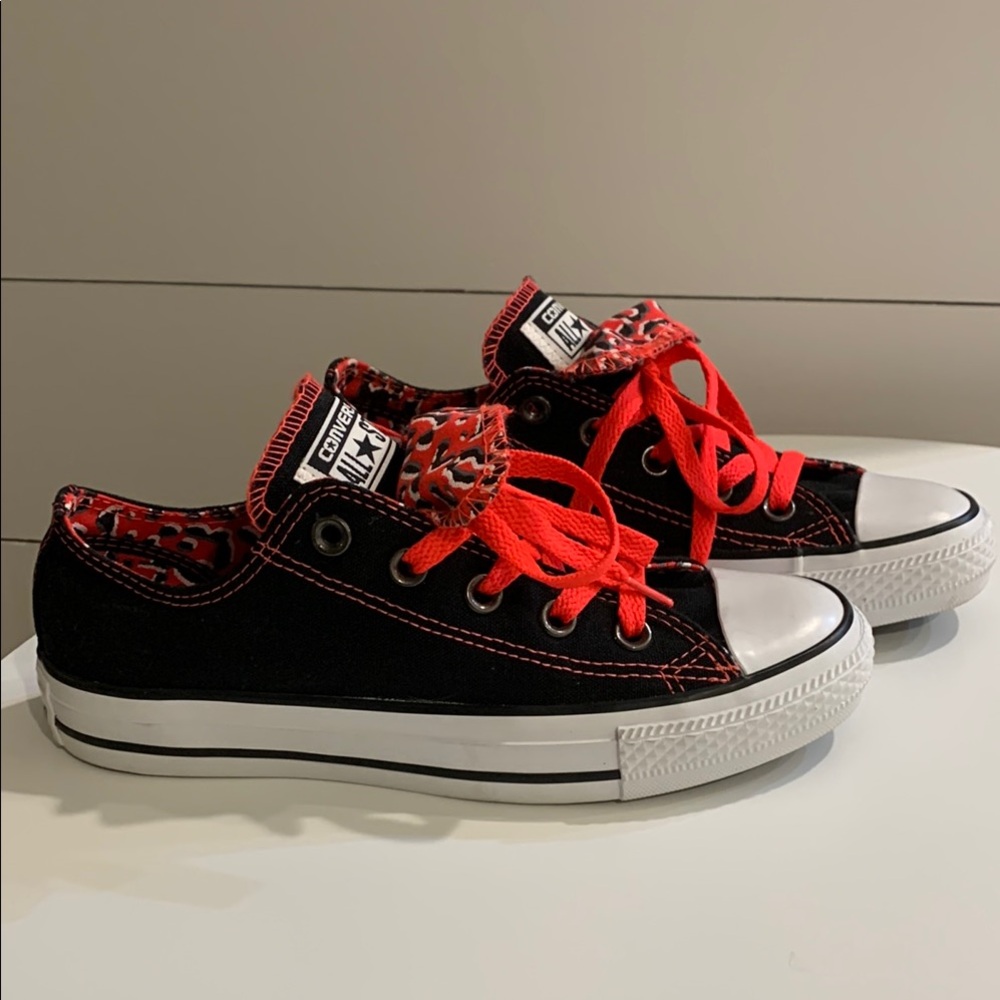 New Converse Black and Pink Sneakers